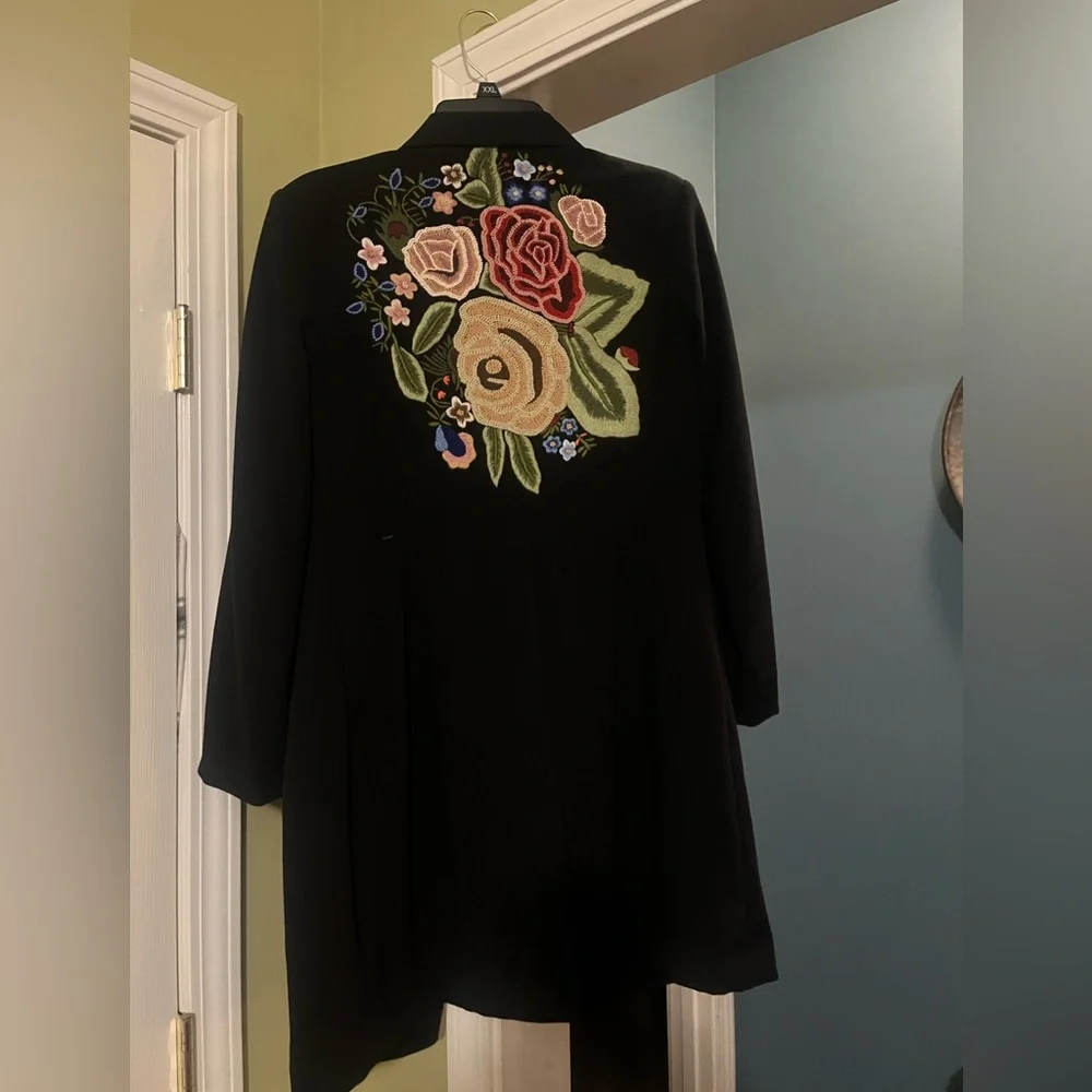 CAbi Black Velvet Trench Coat with Leopard Lining - Picture 3 of 4